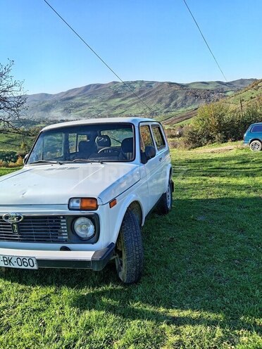 LADA (VAZ) Niva 1987, 360,000 km - 1.7 l - Quba