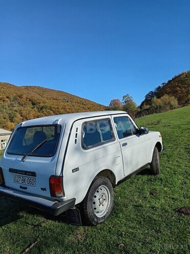 LADA (VAZ) Niva 1987, 360,000 km - 1.7 l - Quba