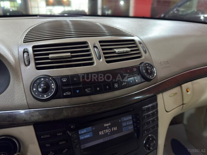 Mercedes E 320 2002, 278,000 km - 3.2 l - Sumqayıt