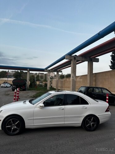 Mercedes C 240 2001, 280,000 km - 2.6 l - Bakı