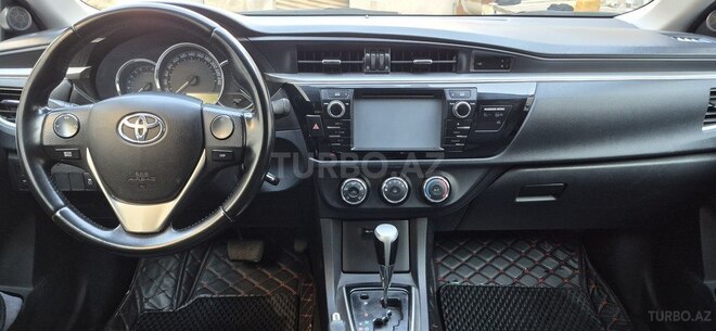 Toyota Corolla 2013, 193,000 km - 1.6 л - Bakı