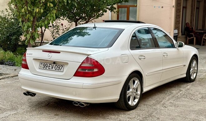 Mercedes E 320 2003, 264,200 km - 3.2 l - Gəncə