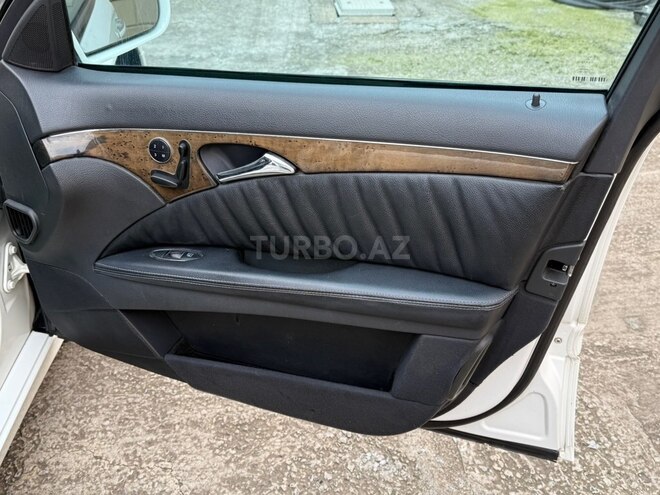 Mercedes E 320 2003, 264,200 km - 3.2 l - Gəncə