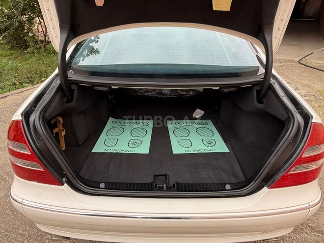 Mercedes E 320 2003, 264,200 km - 3.2 l - Gəncə