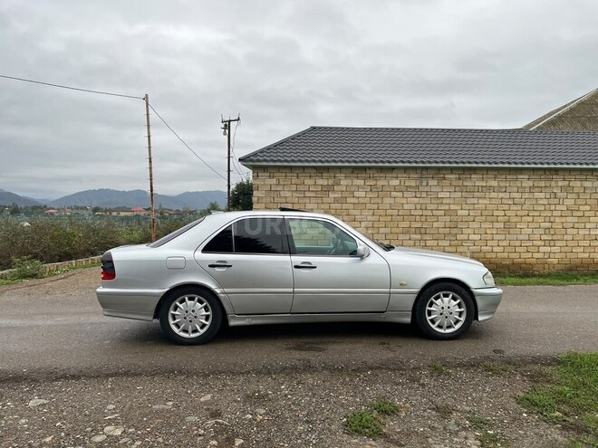 Mercedes C 240 1999, 468,504 km - 2.4 l - Lənkəran