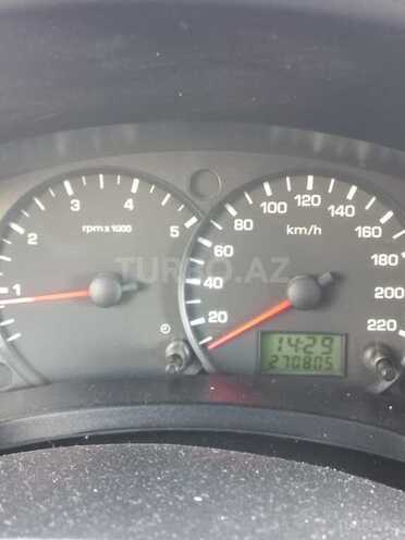 Ford Tourneo Connect 2006, 271,604 km - 1.8 l - Sabirabad