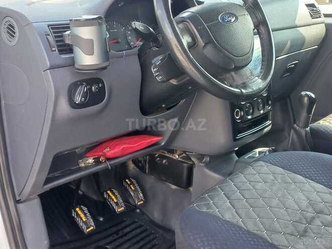 Ford Tourneo Connect 2006, 271,604 km - 1.8 l - Sabirabad