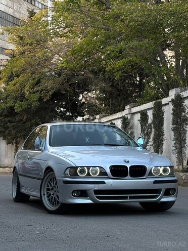 BMW 525 2001, 297,000 km - 2.5 л - Bakı