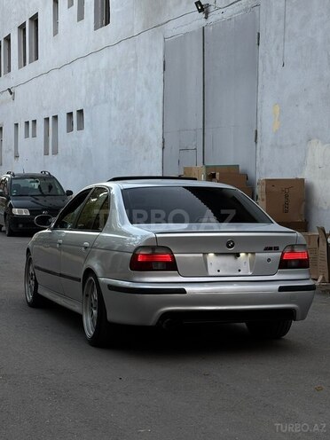 BMW 525 2001, 297,000 km - 2.5 л - Bakı