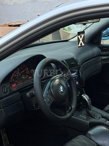 BMW 525 2001, 297,000 km - 2.5 л - Bakı