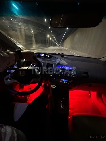 Honda Civic 2006, 496,000 km - 1.3 л - Bakı