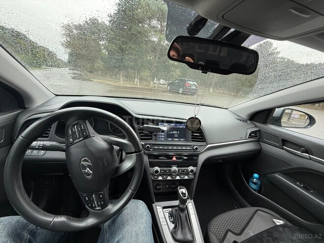 Hyundai Elantra 2018, 43,039 km - 2.0 л - Sumqayıt