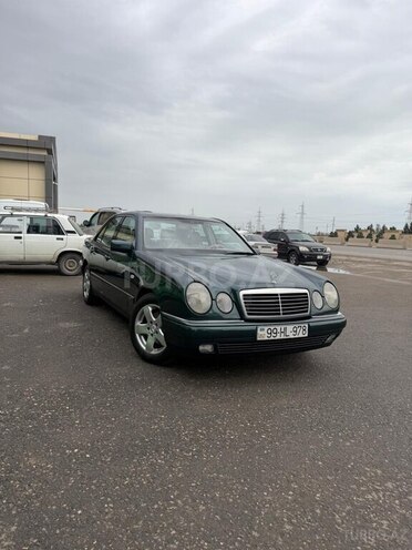Mercedes E 240 1999, 325,408 km - 2.4 л - Bakı