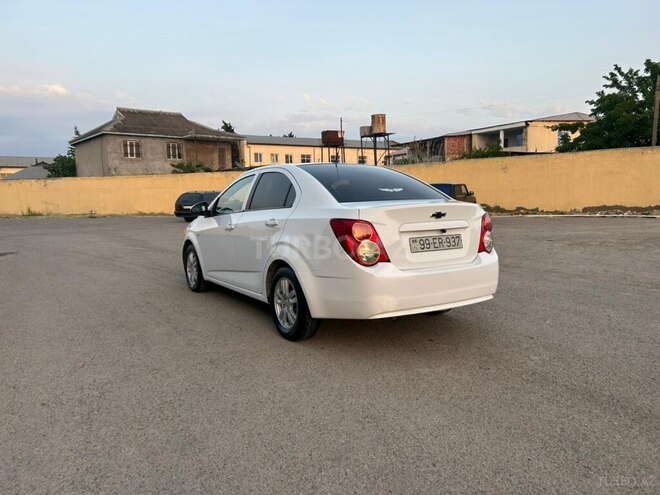 Chevrolet Aveo 2013, 250,000 km - 1.4 l - Salyan