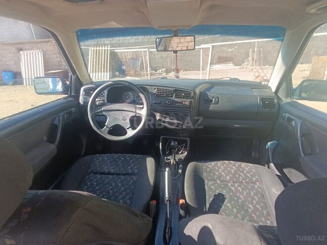 Volkswagen Golf 1993, 200,222 km - 1.8 l - Bakı