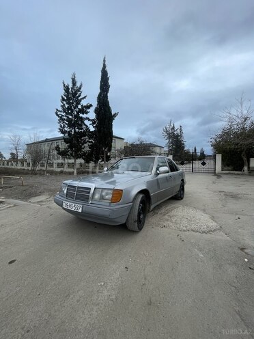 Mercedes 190 1990, 250,000 km - 2.5 л - Salyan