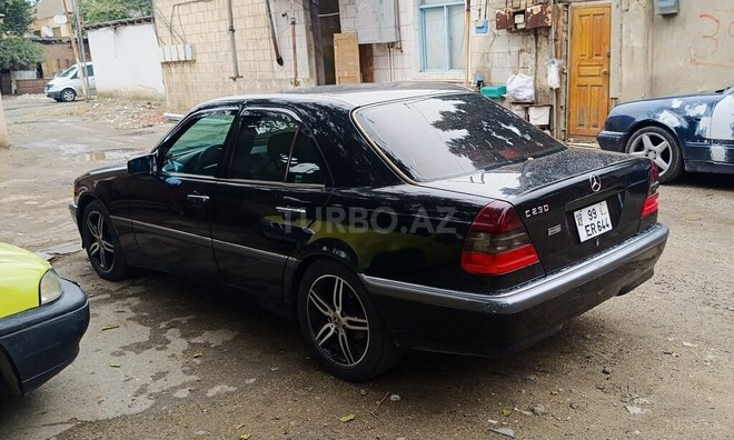 Mercedes C 230 1998, 380,000 km - 2.3 л - Bakı