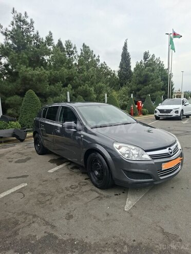 Opel Astra 2009, 230,000 km - 1.4 l - Gəncə