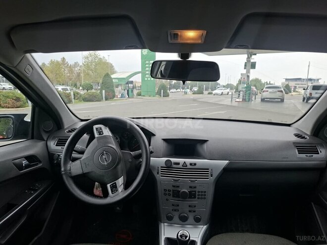 Opel Astra 2009, 230,000 km - 1.4 l - Gəncə
