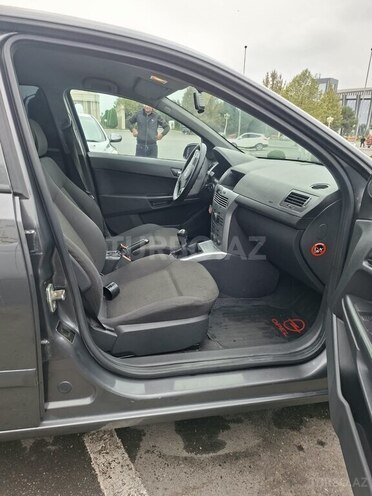 Opel Astra 2009, 230,000 km - 1.4 l - Gəncə