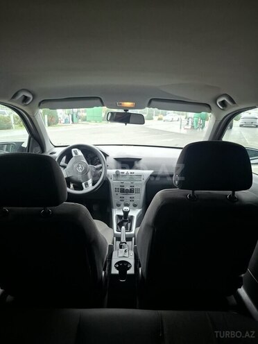 Opel Astra 2009, 230,000 km - 1.4 l - Gəncə