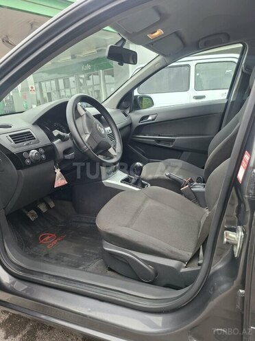 Opel Astra 2009, 230,000 km - 1.4 l - Gəncə