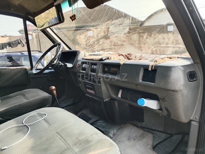 GAZ 32212 1998, 256,000 km - 2.4 l - Xaçmaz