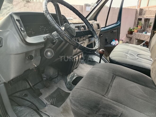 GAZ 32212 1998, 256,000 km - 2.4 l - Xaçmaz