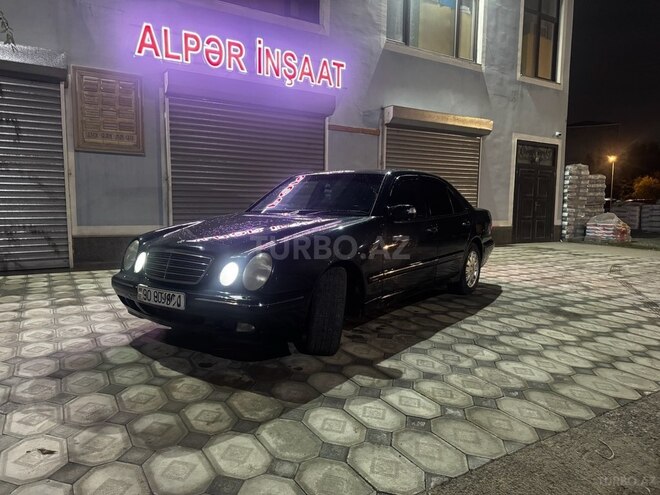 Mercedes E 220 2000, 219,654 km - 2.2 l - Sumqayıt