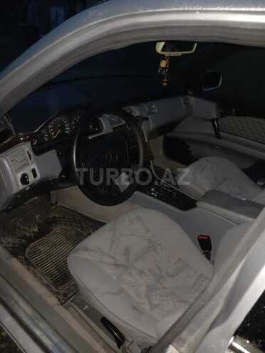 Mercedes E 230 1996, 342,451 km - 2.3 l - Quba