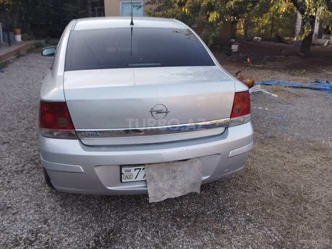 Opel Astra 2008, 490,000 km - 1.3 l - Qusar