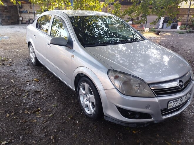 Opel Astra 2008, 490,000 km - 1.3 l - Qusar
