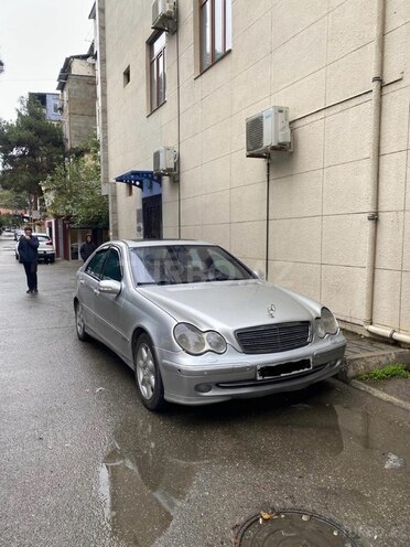 Mercedes C 200 2000, 400,000 km - 2.2 l - Bakı