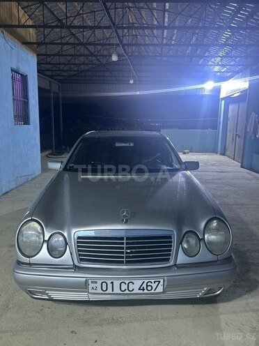 Mercedes E 240 1999, 390,000 km - 2.4 л - Bakı
