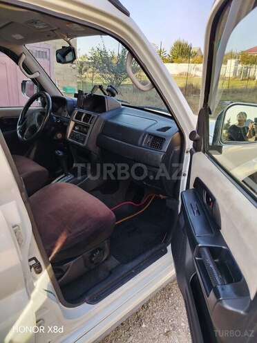 Mitsubishi Pajero io 2000, 168,120 km - 2.0 l - Şamaxı