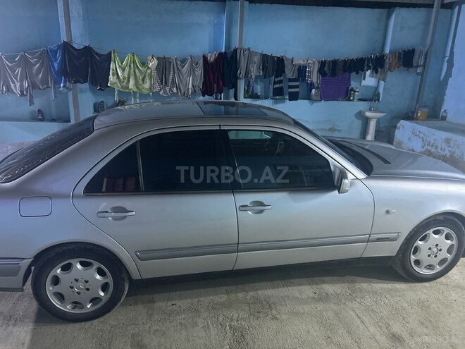 Mercedes E 240 1999, 390,000 km - 2.4 л - Bakı