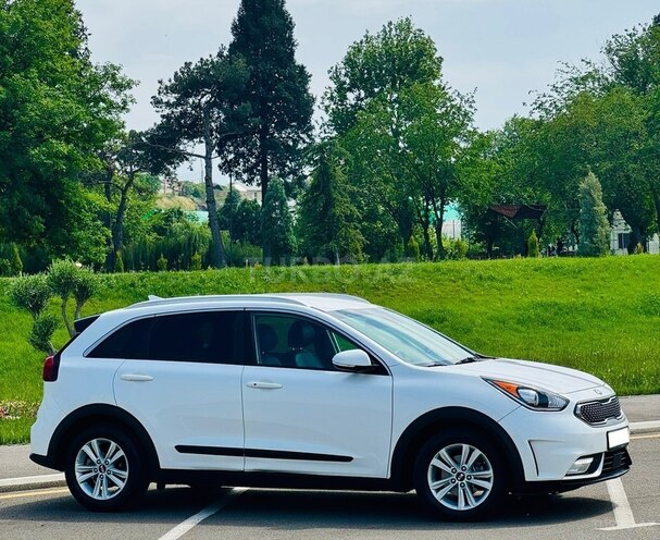 Kia Niro 2018, 110,000 km - 1.6 l - Gəncə