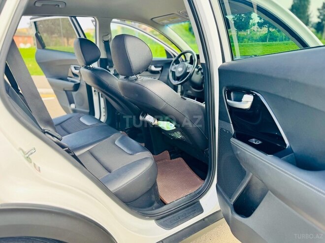 Kia Niro 2018, 110,000 km - 1.6 l - Gəncə