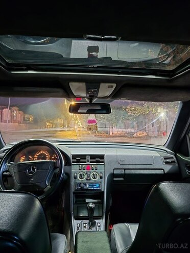 Mercedes C 230 2000, 385,000 km - 2.3 l - İmişli