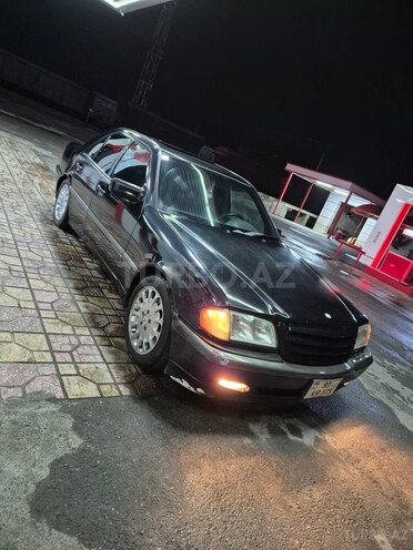 Mercedes C 230 2000, 385,000 km - 2.3 l - İmişli