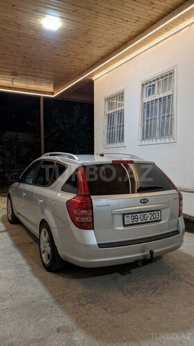 Kia  2007, 500,000 km - 1.6 l - Ucar