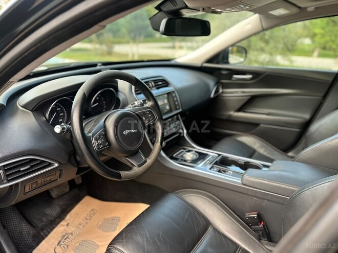 Jaguar XE 2016, 174,000 km - 2.0 l - Bakı
