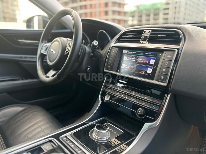 Jaguar XE 2016, 174,000 km - 2.0 l - Bakı