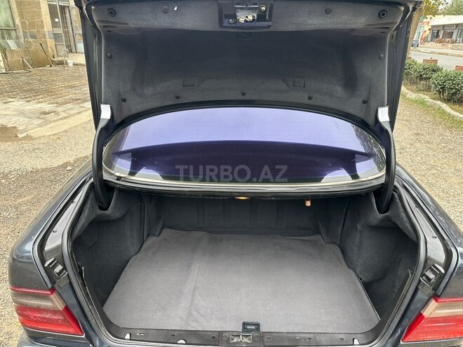 Mercedes E 220 2001, 250,000 km - 2.2 l - Masallı