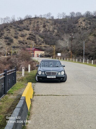 Mercedes E 270 2000, 430,000 km - 2.7 l - Masallı