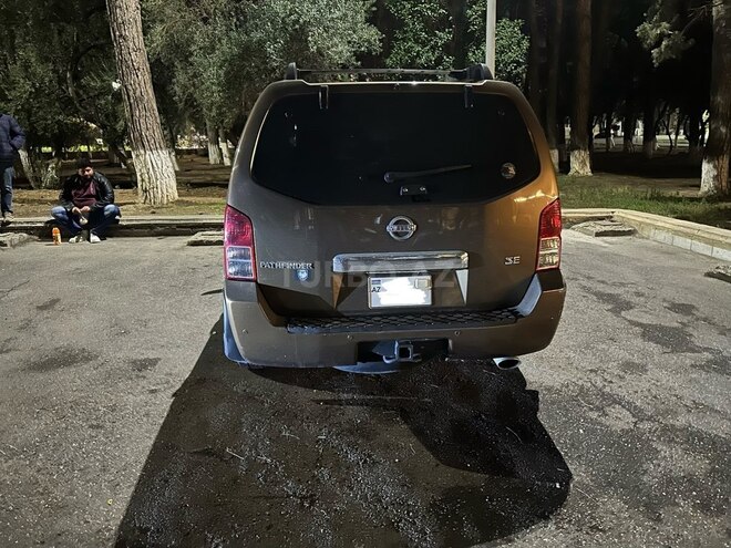 Nissan Pathfinder 2005, 320,065 km - 4.0 l - Sumqayıt