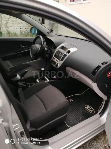 Kia  2007, 500,000 km - 1.6 l - Ucar