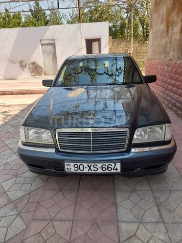 Mercedes C 240 2000, 247,000 km - 2.4 l - Bakı
