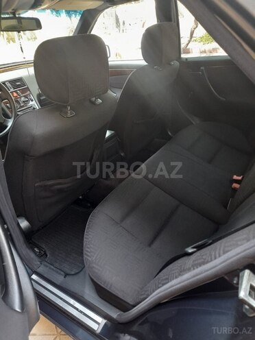 Mercedes C 240 2000, 247,000 km - 2.4 l - Bakı