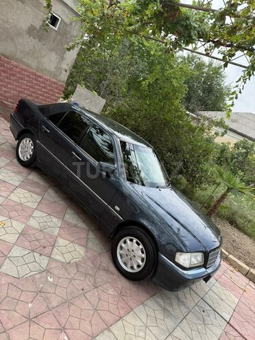 Mercedes C 240 2000, 247,000 km - 2.4 l - Bakı